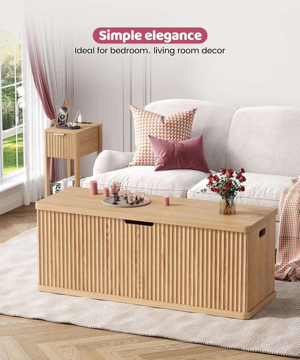 Oak 45.3" Fluted Wooden Storage Chest Bench